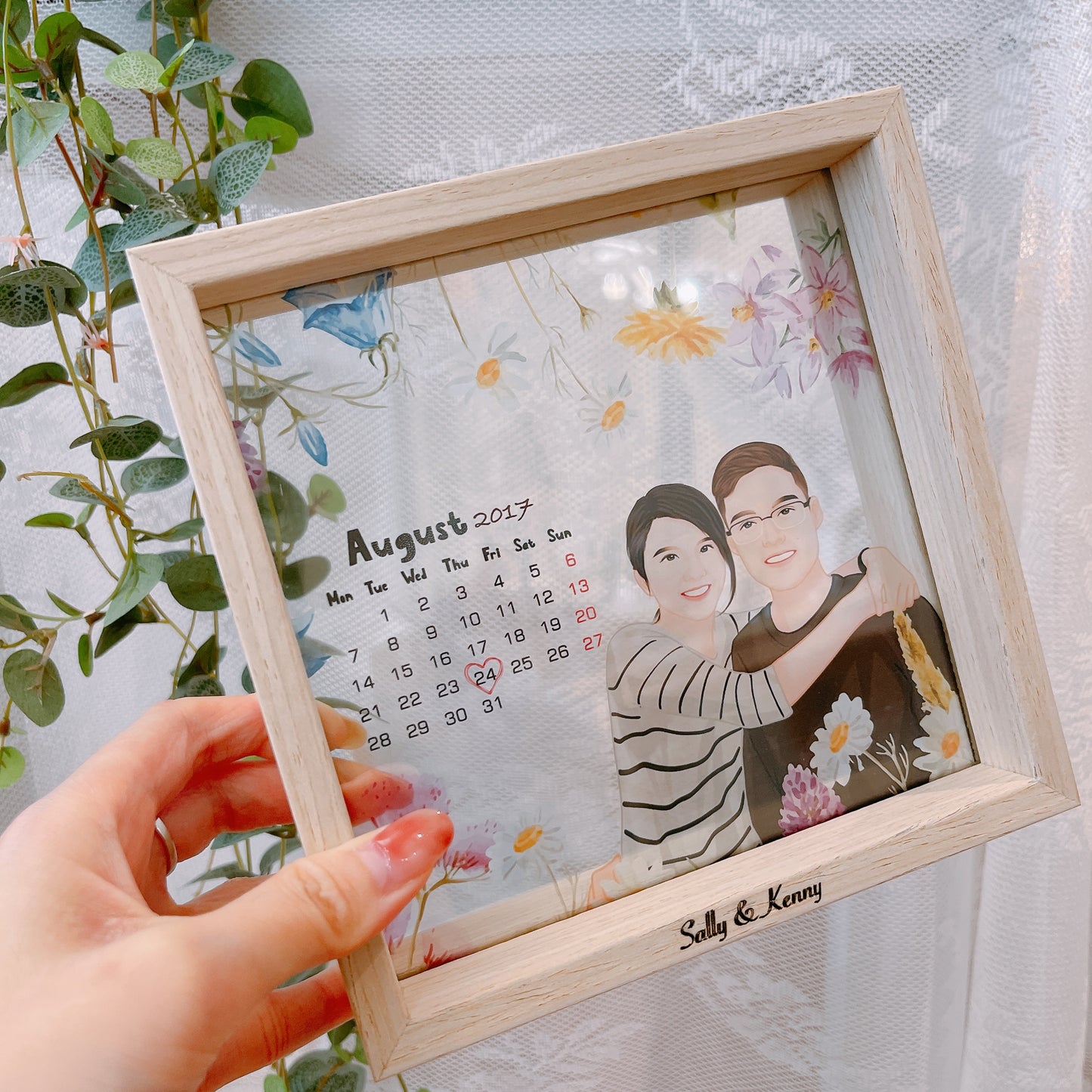 紀念日版寫實風 人像畫透明木框相架 (生日)