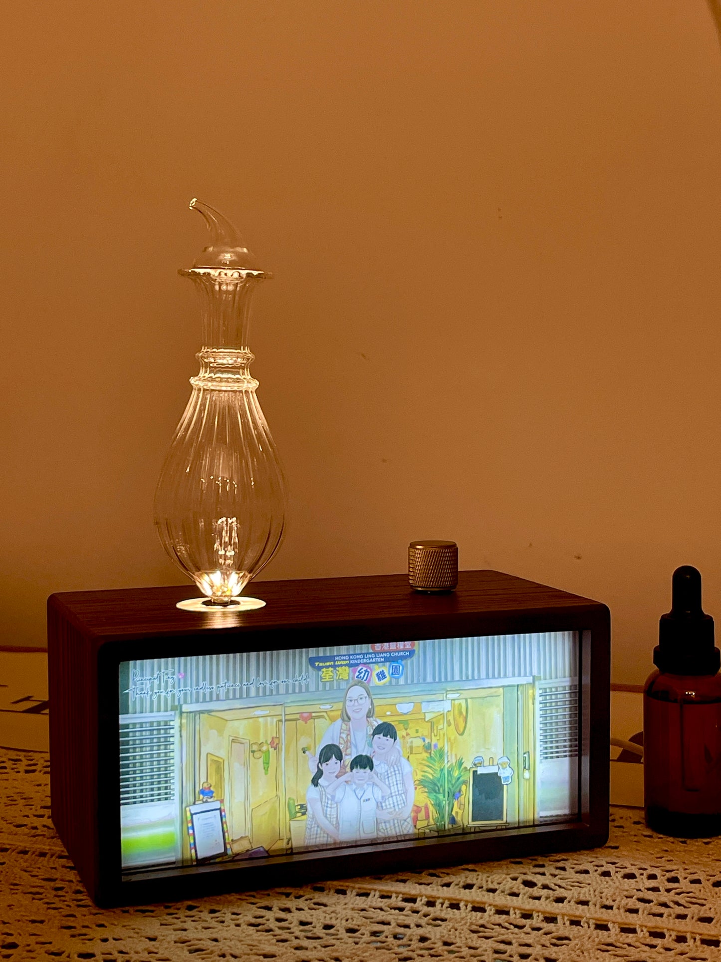 多功能禮物:客製人像畫霧化香薰小夜燈