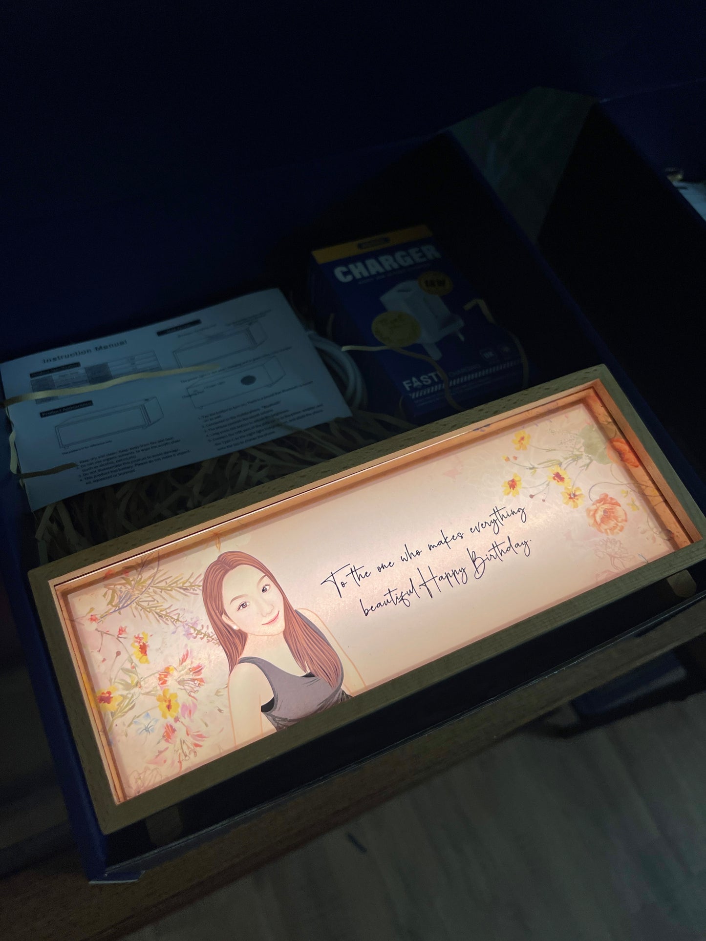 人像畫藍牙speaker連無線充電小夜燈